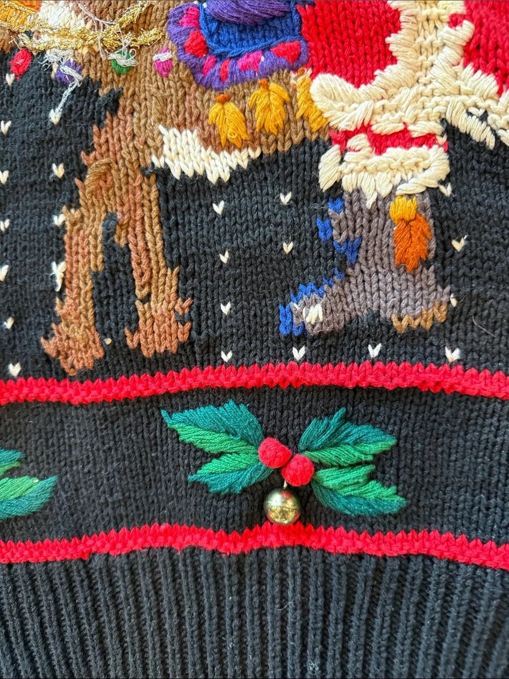 Casual Corner vintage Christmas Crewneck Sweater - Santa & Reindeer sz s